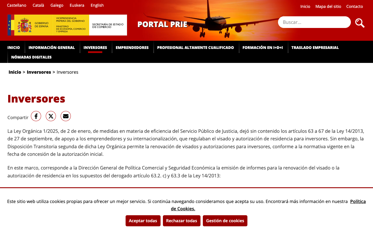 The Spanish Ministry of Economy investor portal page stating that Ley Organica 1/2025 left articles 63 to 67 of Ley 14/2013 without content, while the second transitional provision preserves renewals